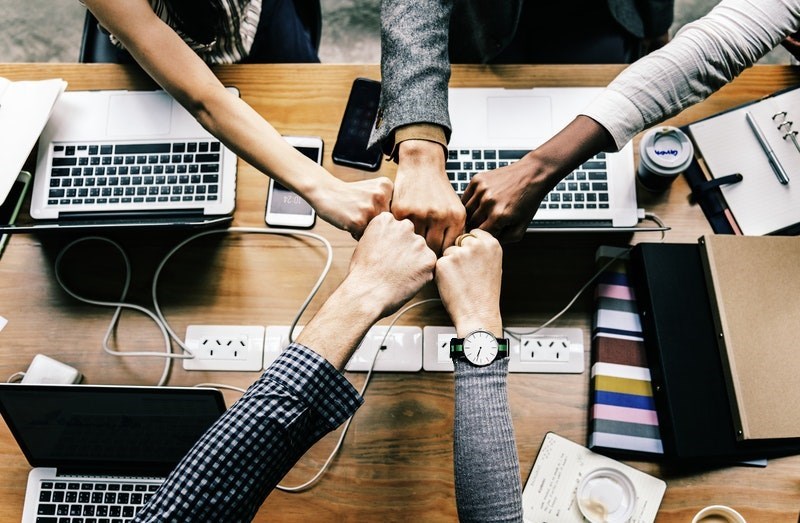 office-group-agreement-800px